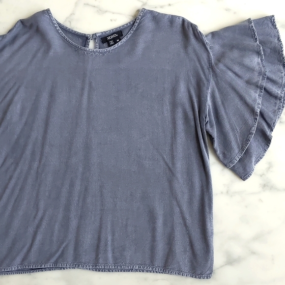 NWOT. XOXO 100% Rayon Loose Fit Cropped Top with short ruffle sleeve. - Picture 4 of 4
